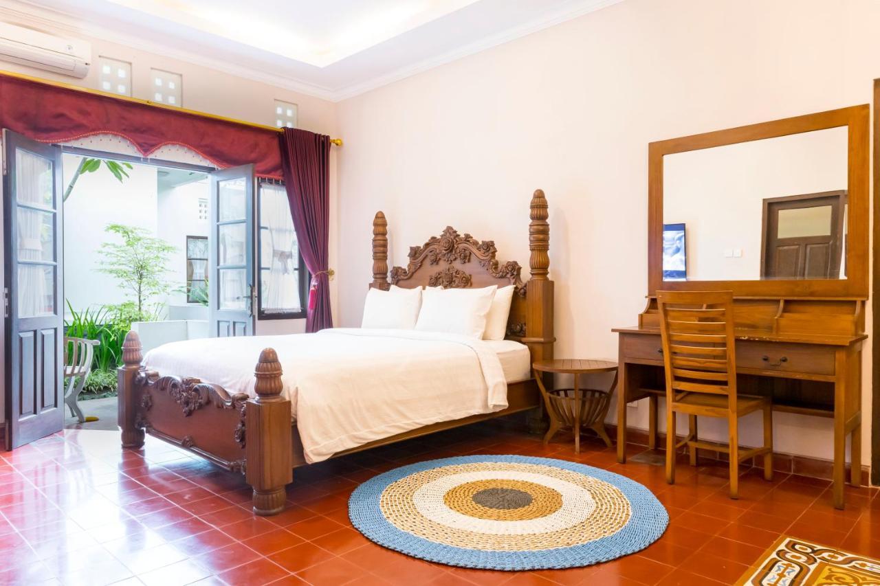 Clemmie Huis Yogyakarta Exterior photo